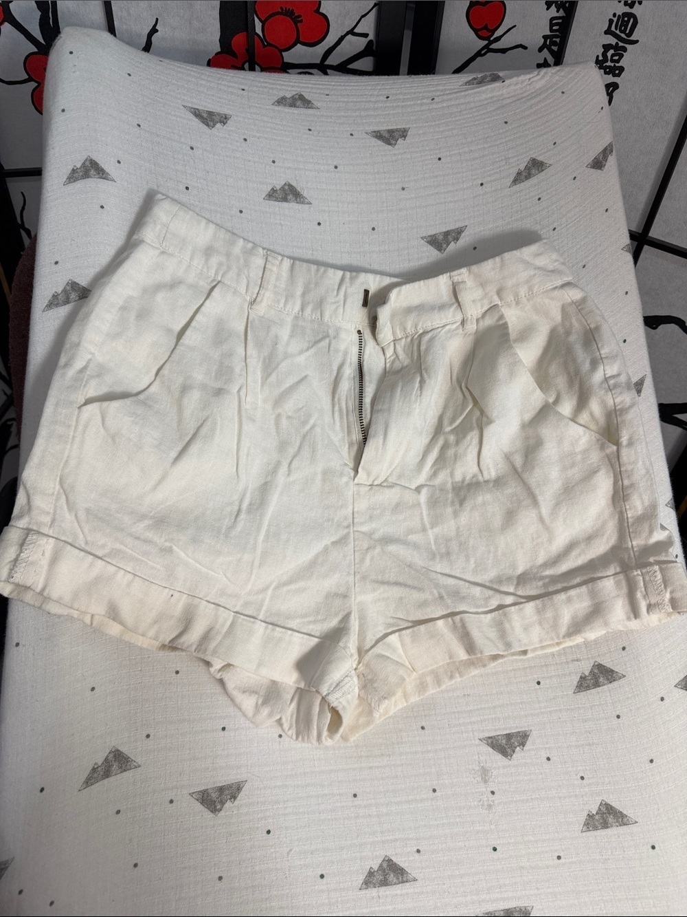 Forever 21 Cream High-Waist Linen-Blend Shorts